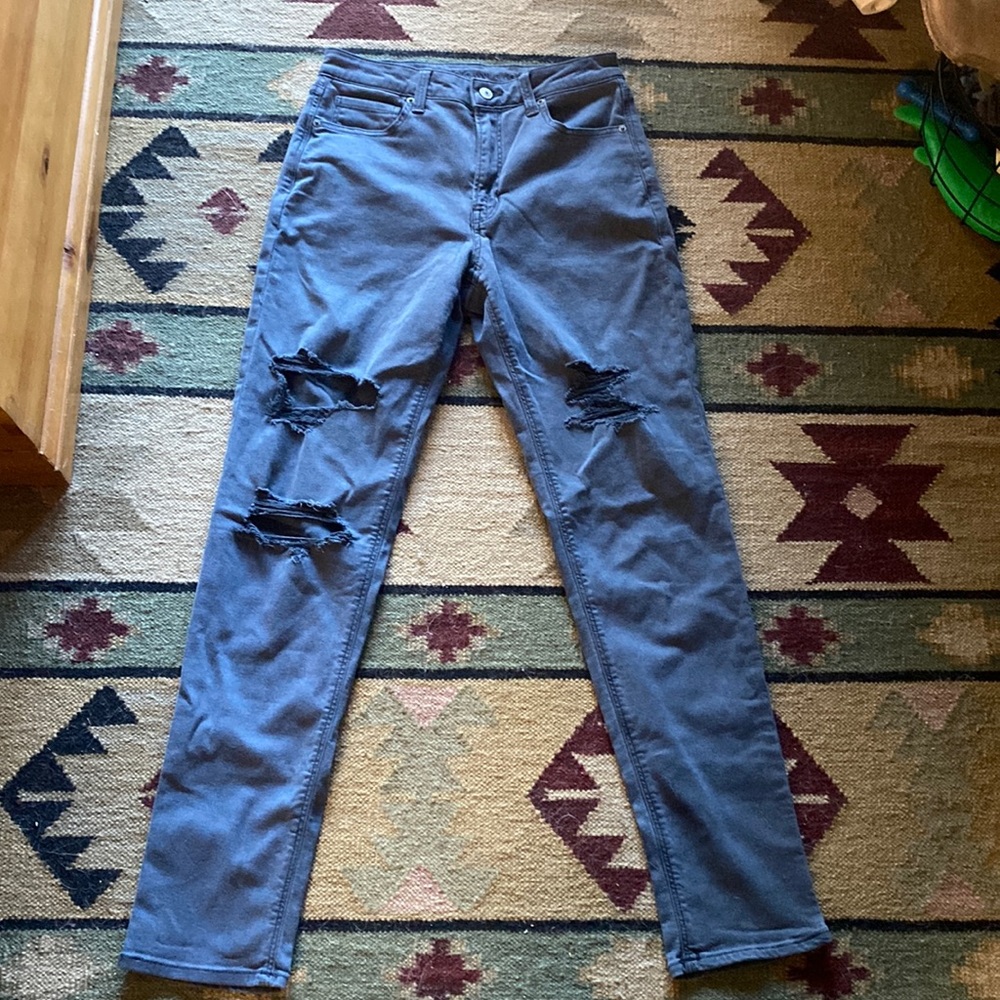 High waisted American Eagle distressed mom jeans